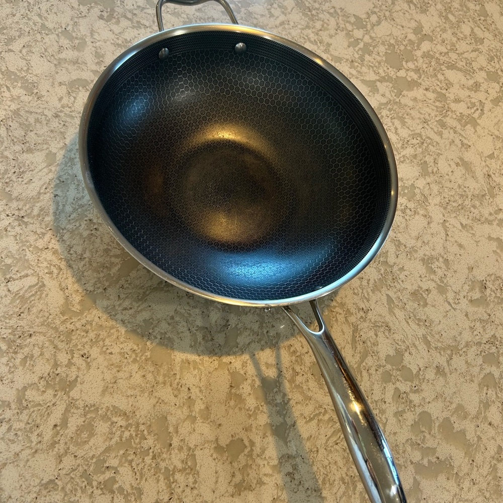Non-Branded Black Carbon Steel Wok with Stainless Handle
